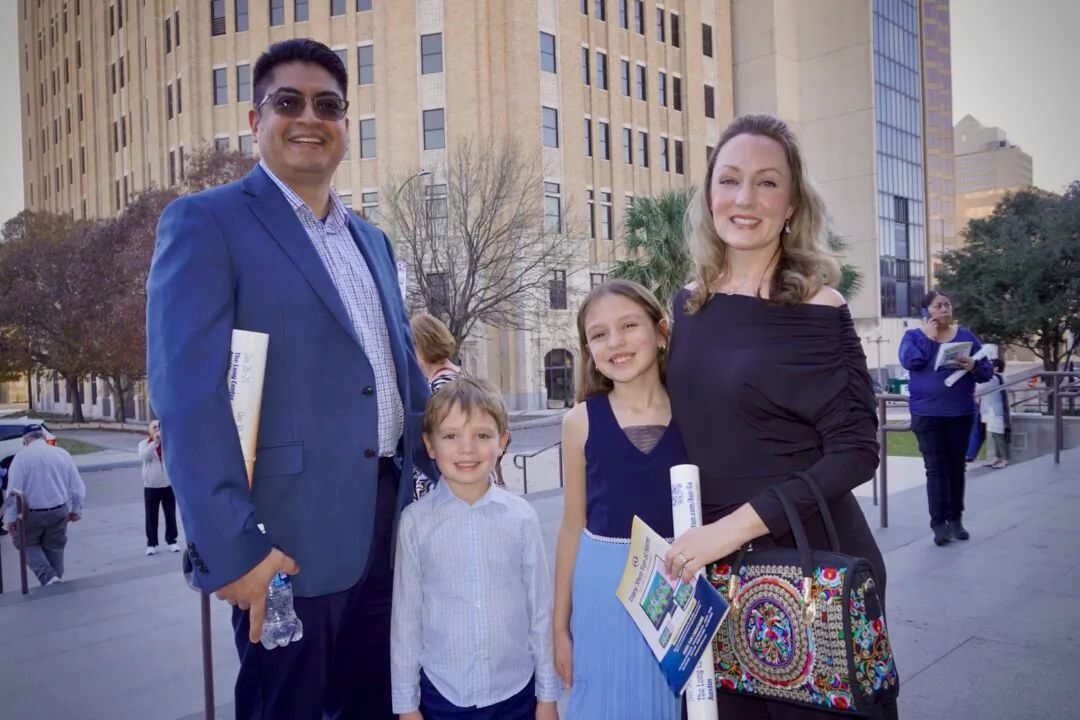 Ernie and Kelly Martinez and their children enjoyed Shen Yun at the Tobin Center for the Performing Arts in San Antonio, Texas, on Feb. 2, 2025. (Sally Sun/The Epoch Times)