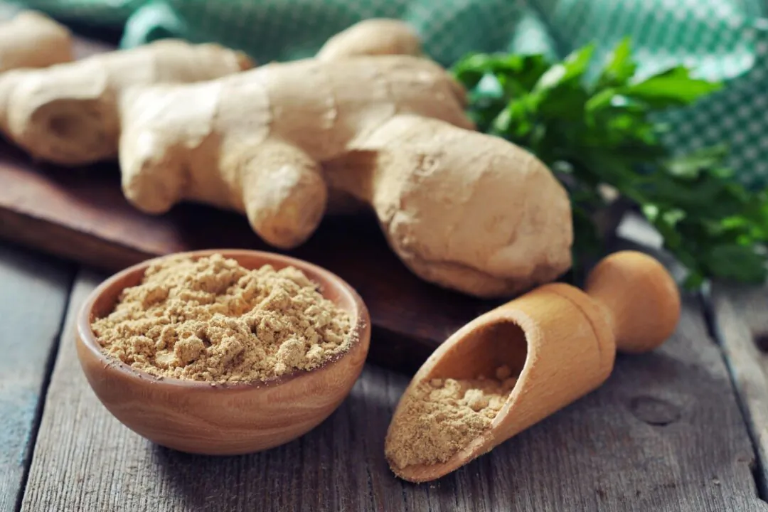 Food Poisoning: First Aid and Home Remedies Using Common Kitchen Ingredients