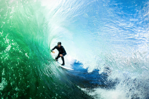 BC Surfer Rides Huge Wave That Only Appears Every 5 Years—Here Are the Stunning Photos