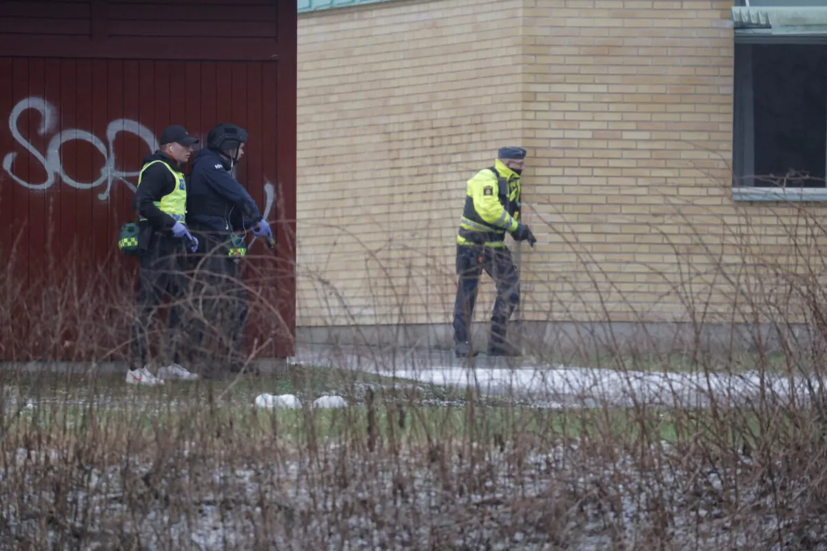 A major police operation is underway at Risbergska School, following reports of a serious violent crime, in Orebro, Sweden, on Feb. 4, 2025. (TT News Agency/Kicki Nilsson/via REUTERS)