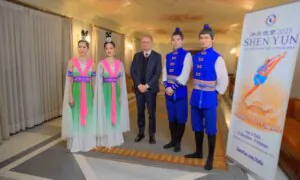 Shen Yun’s Artistry Captivates Italian Parliament Members