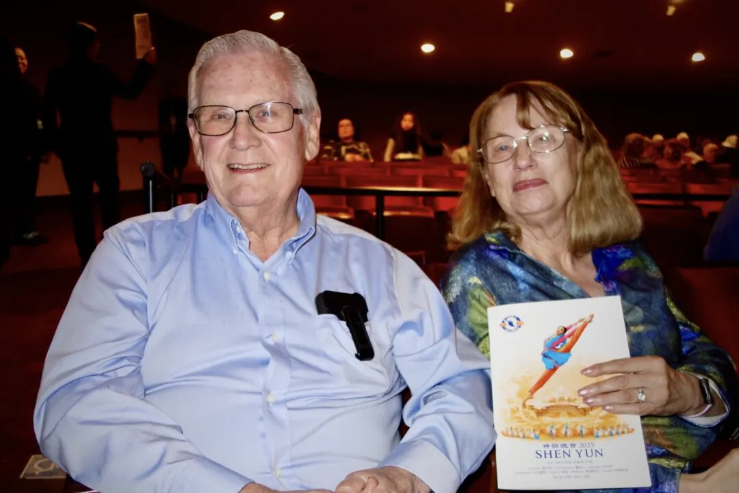 Danny and Katherine Kalmbach at Shen Yun Performing Arts at the William Saroyan Theatre, Fresno, Calif., on Feb 5, 2025. (Mark Cao/The Epoch Times)