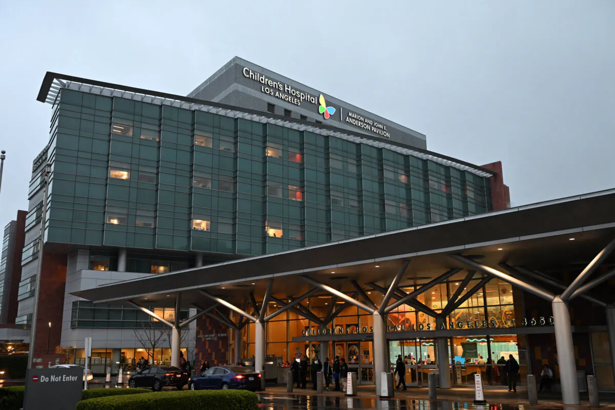 An exterior view of Children's Hospital Los Angeles on Feb. 6, 2025. The hospital announced on February 4 it was pausing the initiation of hormonal therapy for “gender affirming care patients” under the age of 19 as they evaluate an executive order by President Donald Trump "to fully understand its implications." Trump signed an executive order on January 28 to restrict funding for gender transition procedures for minors. (Robyn Beck/AFP via Getty Images)