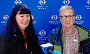 Doctor Calls Shen Yun ‘Very Uplifting and Very Beautiful’