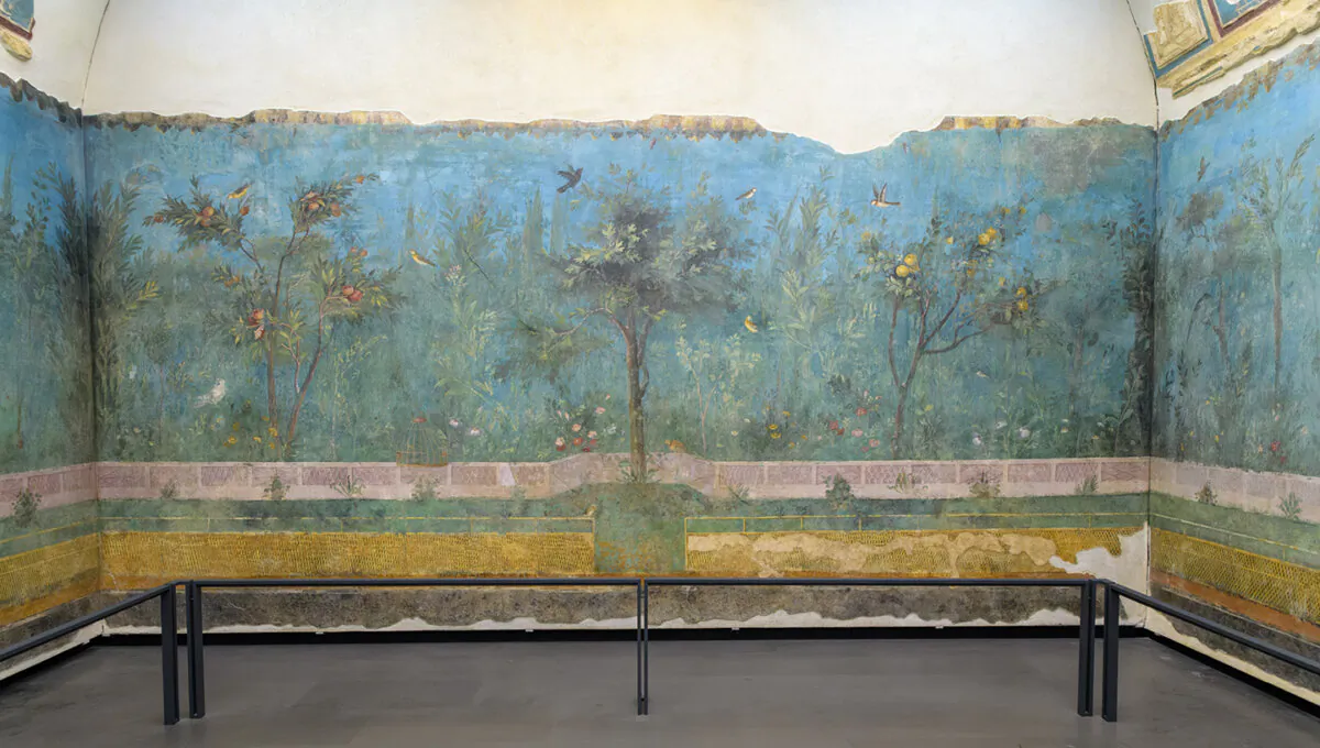 The oak is featured on the south wall of “Gardenscape,” a wraparound fresco that covered the walls of Empress Livia Drusilla’s subterranean dining room. (Dima Moroz/Shutterstock)