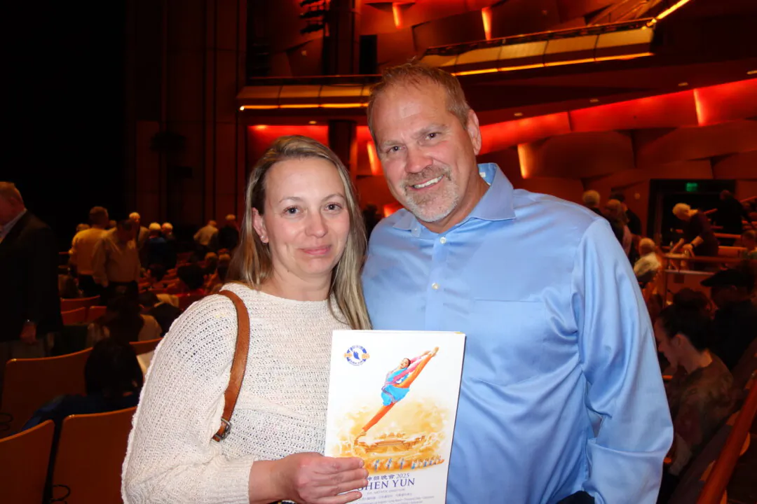 Ray and Serena Fowler enjoyed Shen Yun at the Ikeda Theater at Mesa Arts Center on Feb. 11, 2025. (Lily Yu/The Epoch Times)