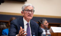 Fed Interest Rate Cut Would be ‘Jet Fuel’ for US Economy, Trump Says