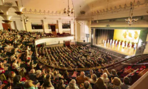 Audience Member Pleasantly Surprised by Shen Yun’s Unique Production