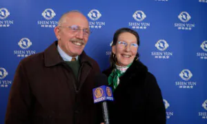 Shen Yun Courageously Presents a ‘Beautiful Message,’ Says French Theatergoer