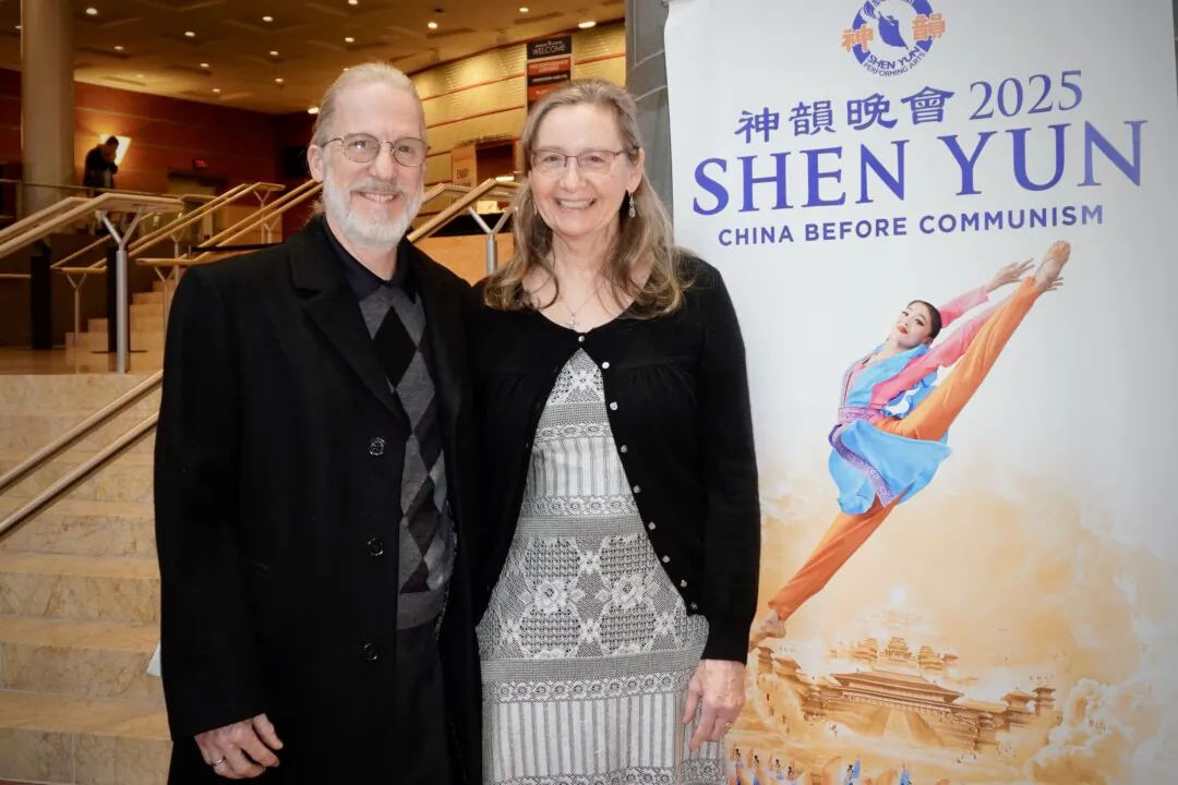 Dale and Sharon Kirby enjoyed Shen Yun at the Aronoff Center for the Arts in Cincinnati on Feb. 15, 2025. (Nancy Ma/The Epoch Times)