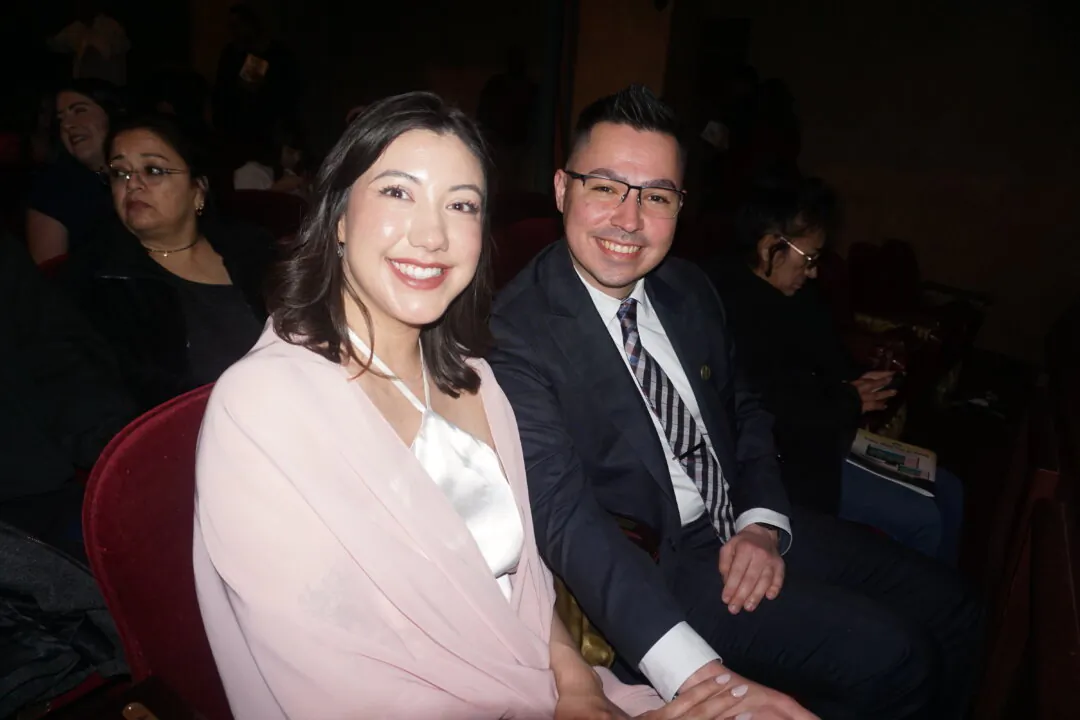 Sarah Loveless and Tim Burdan enjoyed Shen Yun Performing Arts at The Plaza Theatre in El Paso, Texas, on Feb. 15, 2025. (Yeawen Hung/The Epoch Times)