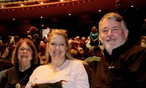 Regular China Visitor Says Shen Yun Should Be Allowed in China