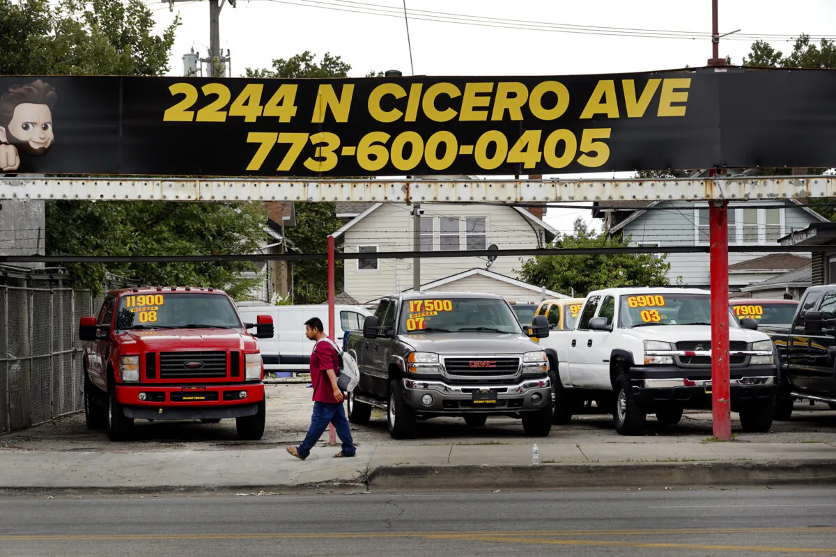 Used cars are offered for sale at a dealership in Chicago, Ill., on July 11, 2023. (Scott Olson/Getty Images)