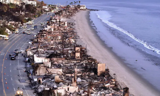 Fireworks Didn’t Cause Palisades Fire, Experts Say; Defense Seeks to Plant Seed of Doubt