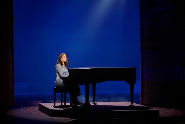 The Wonderful 'Beautiful: The Carole King Musical' in Chicagoland