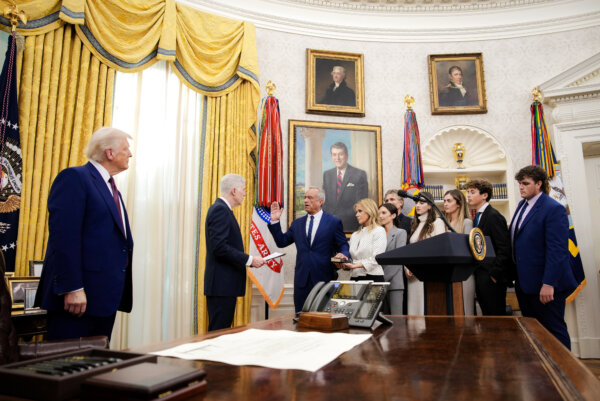 Epoch Times Photo