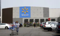 Walmart Posts Strong Yearly Profits, Stock Declines on Challenges Ahead