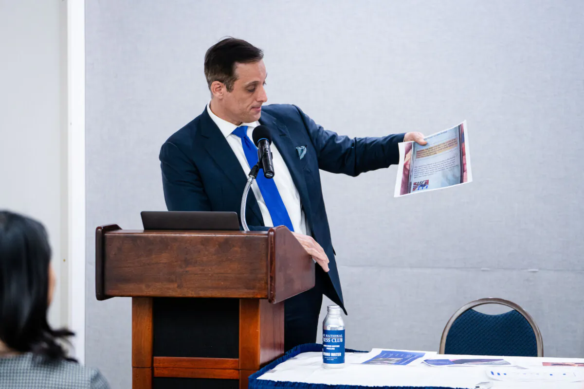 Shen Yun Performing Arts MC Leeshai Lemish speaks during a press conference over the recent fake bomb threat targeting the company at the John F. Kennedy Center for the Performing Arts, at the National Press Club in Washington on Feb. 21, 2025. (Madalina Vasiliu/The Epoch Times)