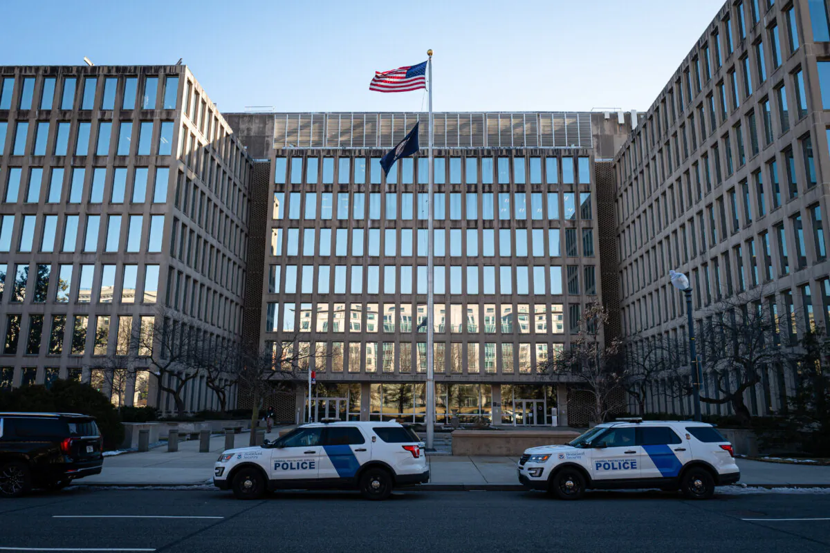 The U.S. Office of Personnel Management in Washington on Feb. 14, 2025. (Madalina Vasiliu/The Epoch Times)