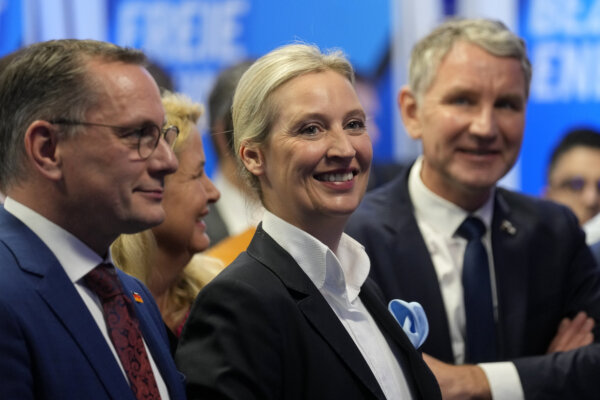 German Intelligence Agency Sued for ‘Extremist’ Labeling