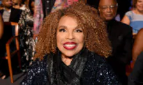 ‘Killing Me Softly’ Singer Roberta Flack Dies at 88