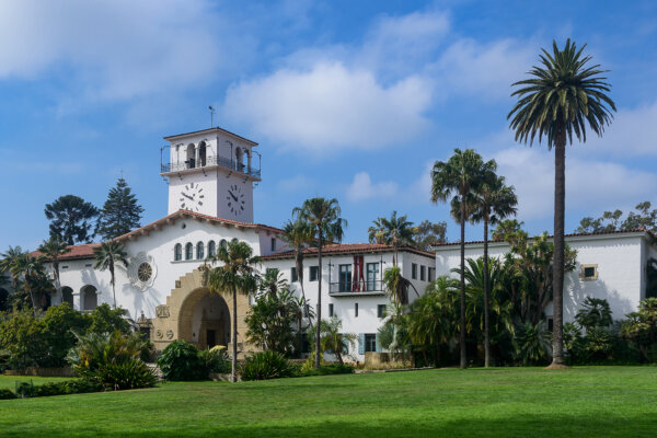 Santa Barbara County Courthouse: Simple Exterior, Vibrant Interior