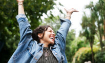 Laughter Can Reverse Disease and Help You Live Longer—Here’s How