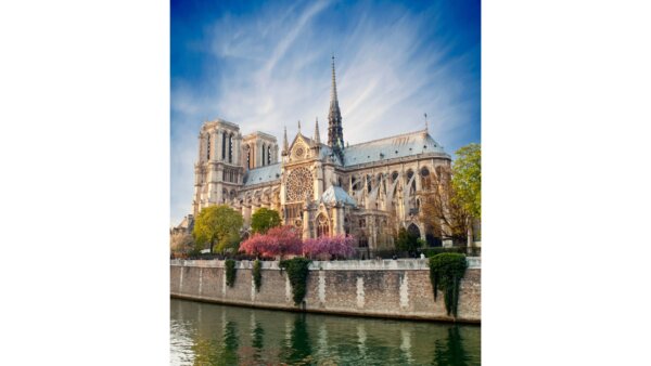 Notre-Dame: Modern Art to Replace 6 Traditional Stained Glass Windows