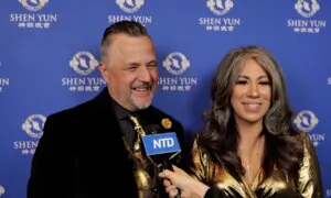 Corpus Christi Theatergoer Says Shen Yun Is ‘Incredibly Overwhelming’