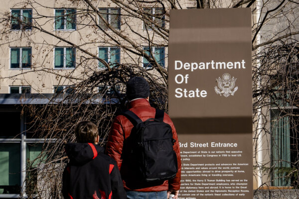 China Prohibits US Government Worker From Leaving