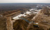 Bessent Says US–Ukraine Minerals Deal Could Be Finalized ‘This Afternoon’