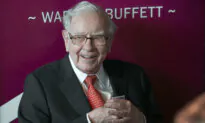 Buffett Says Recent Market Volatility ‘Really Nothing,’ Urges Investor Calm