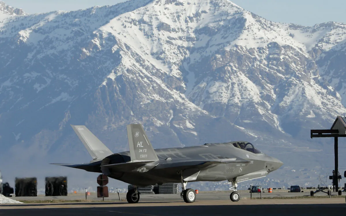 An F-35 fighter jet taxies out for a training mission at Hill Air Force Base in Ogden, Utah, on March 15, 2017. (George Frey/Getty Images)