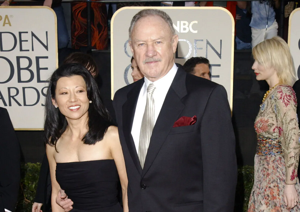 Gene Hackman and Betsy Arakawa attend the 60th Annual Golden Globe Awards in Beverly Hills, Calif., on Jan. 19, 2003. (Jon Kopaloff/Getty Images)