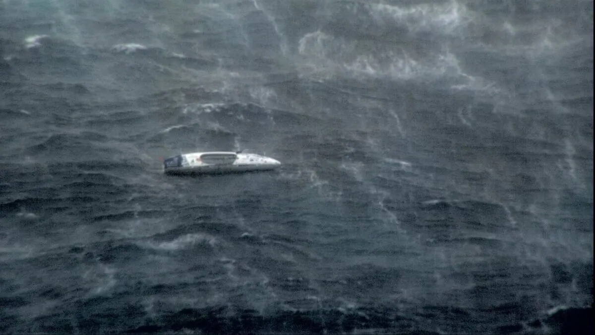 A sole occupied rowing boat in distress in the Coral Sea, hundreds of kilometres off the coast of Queensland, Australia, on March 1, 2025. (Australian Department of Defence)