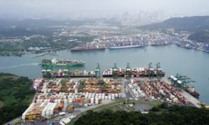 Panamanian President Backs Lawsuits That Threaten Sale of Panama Canal Ports