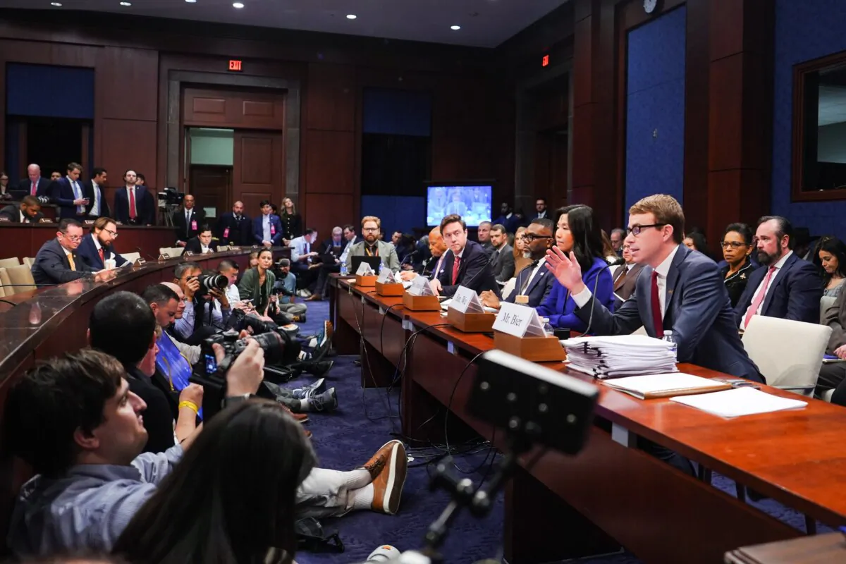Sanctuary city mayors testify at a Committee on Oversight and Government Reform hearing on Capitol Hill on March 5, 2025. (Madalina Vasiliu/The Epoch Times)