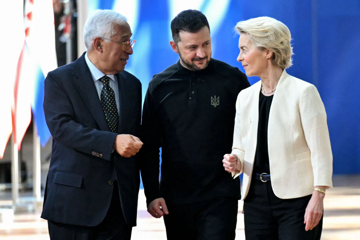 European Council President Antonio Costa (L) and European Commission President Ursula von der Leyen (R) greet Ukrainian President Volodymyr Zelensky at the Special European Council in Brussels on March 6, 2025. (Nicolas Tucat/AFP via Getty Images)