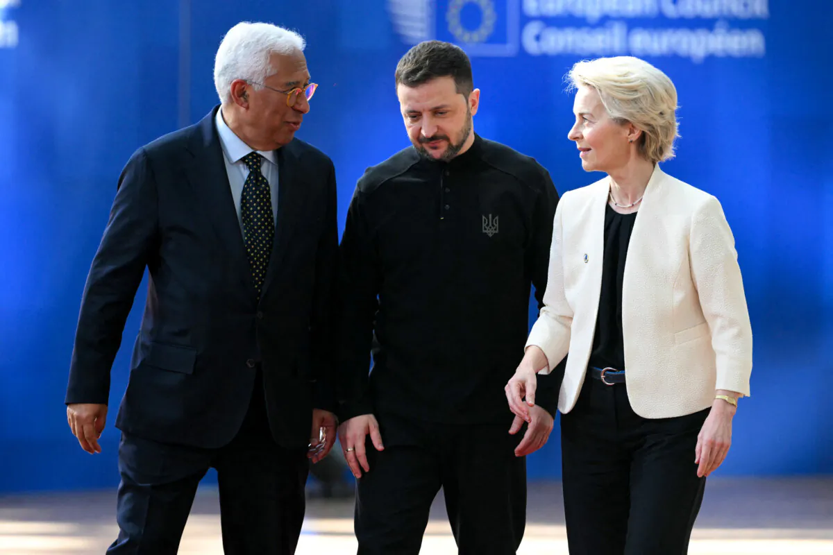European Council President Antonio Costa (L) and European Commission President Ursula von der Leyen (R) greet Ukraine's President Volodymyr Zelenskyy as he arrives at the Special European Council to discuss continued support for Ukraine and European defense at the EU headquarters in Brussels on March 6, 2025. (Nicolas Tucat/AFP via Getty Images)