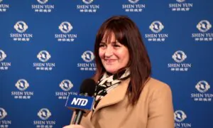 Interior Designer Says Shen Yun Choreography Is ‘Out of This World’