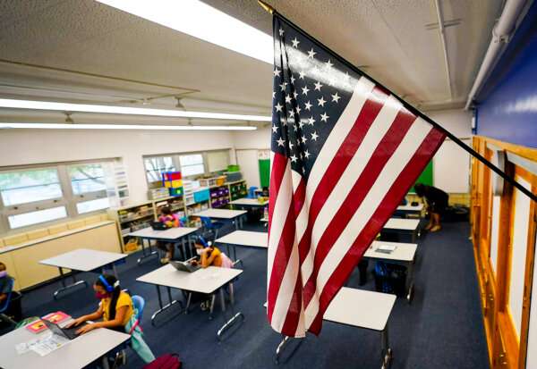 Denver Public Schools Fail to Block Federal Immigration Policy