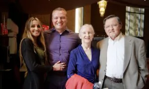 Shen Yun ‘Tugs at the Heartstrings,’ Says Executive Director