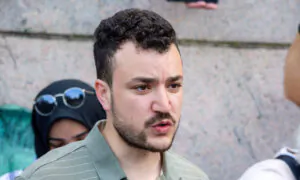 Judge Blocks Deportation of Pro-Palestinian Activist; US–Ukraine Talks Begin in Saudi Arabia | NTD Good Morning (March 11)