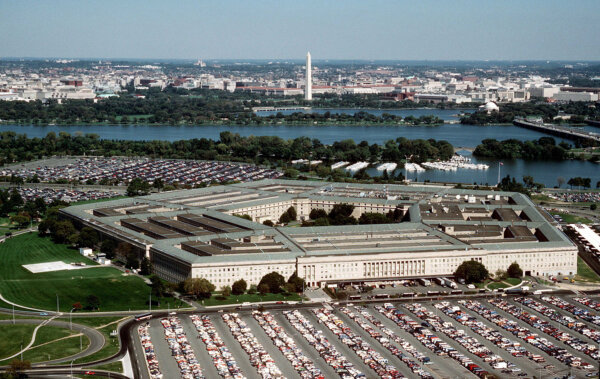 US Commanders to Examine Troops for Gender Dysphoria