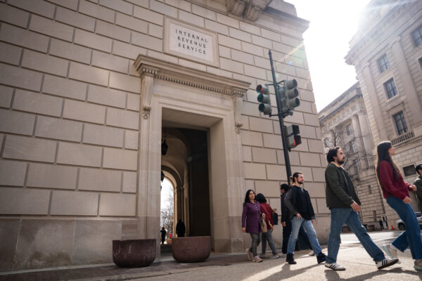 IRS Gives Scam Warning Update