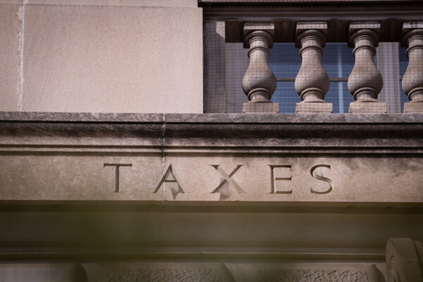 IRS Urges Americans to Prepare Early for 2026 Filing as New Law, Adjustments Take Effect