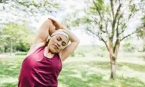Exercise Helps Colon Cancer Survivors Live as Long as Cancer-Free Peers