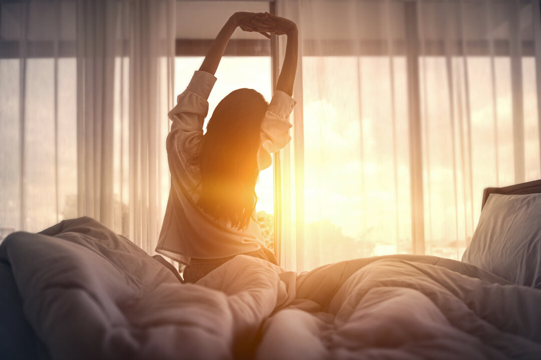 NextImg:How a Sleep Doctor to Elite Athletes Builds the Perfect Bedtime Routine