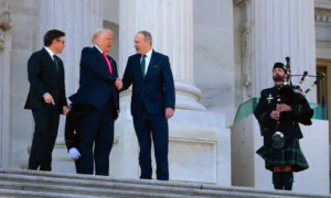 Trump Greets Irish Taoiseach at White House; Senate Democrats Split on Funding Deal