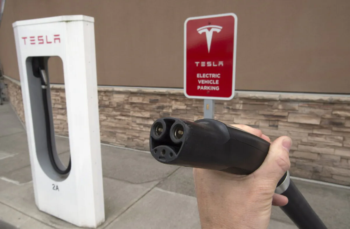 A Tesla charging centre is pictured in Squamish, B.C., on June, 1, 2016. (The Canadian Press/Jonathan Hayward)